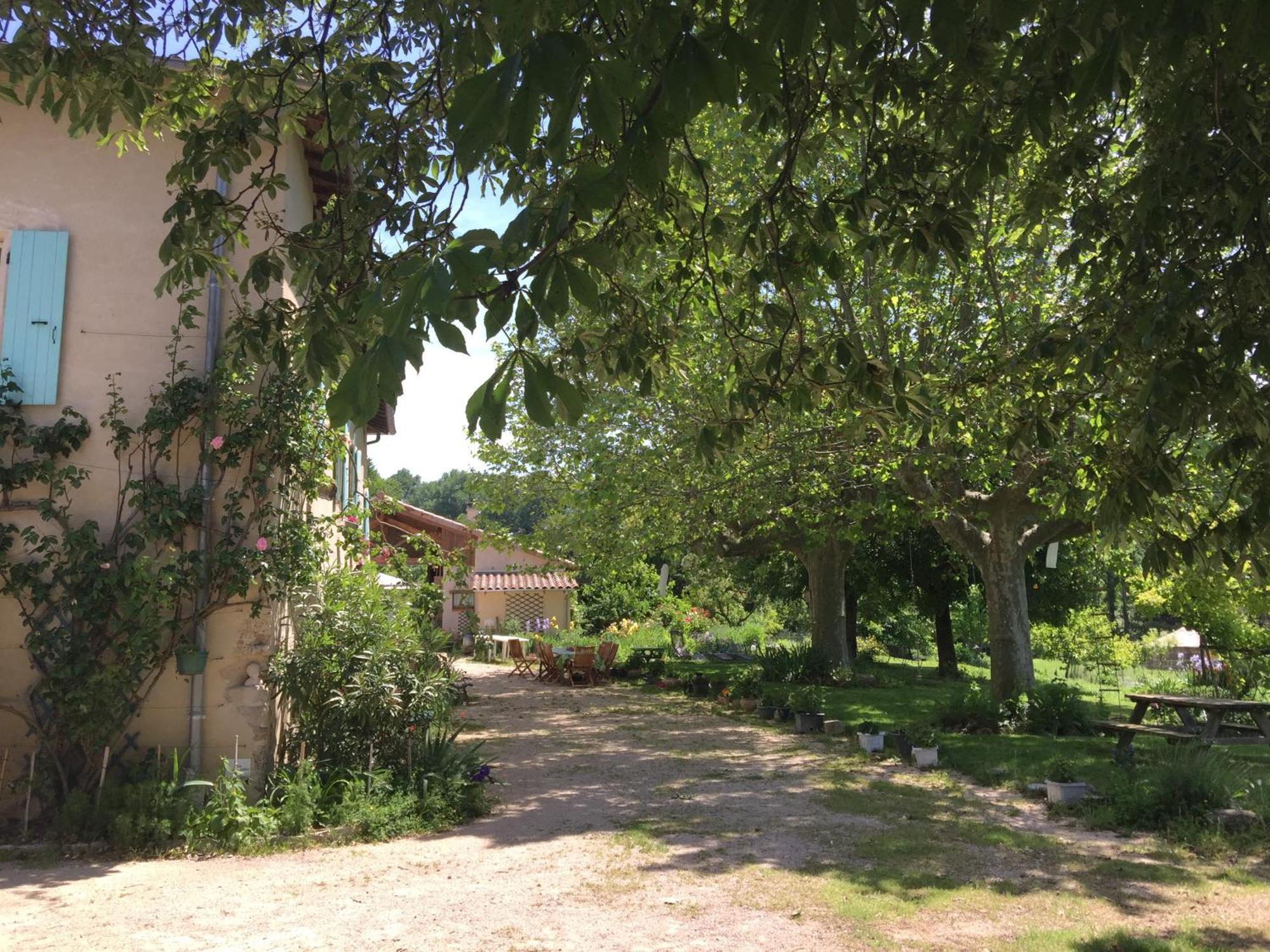 La Source, Vegetarian Guest House Chabeuil Eksteriør bilde